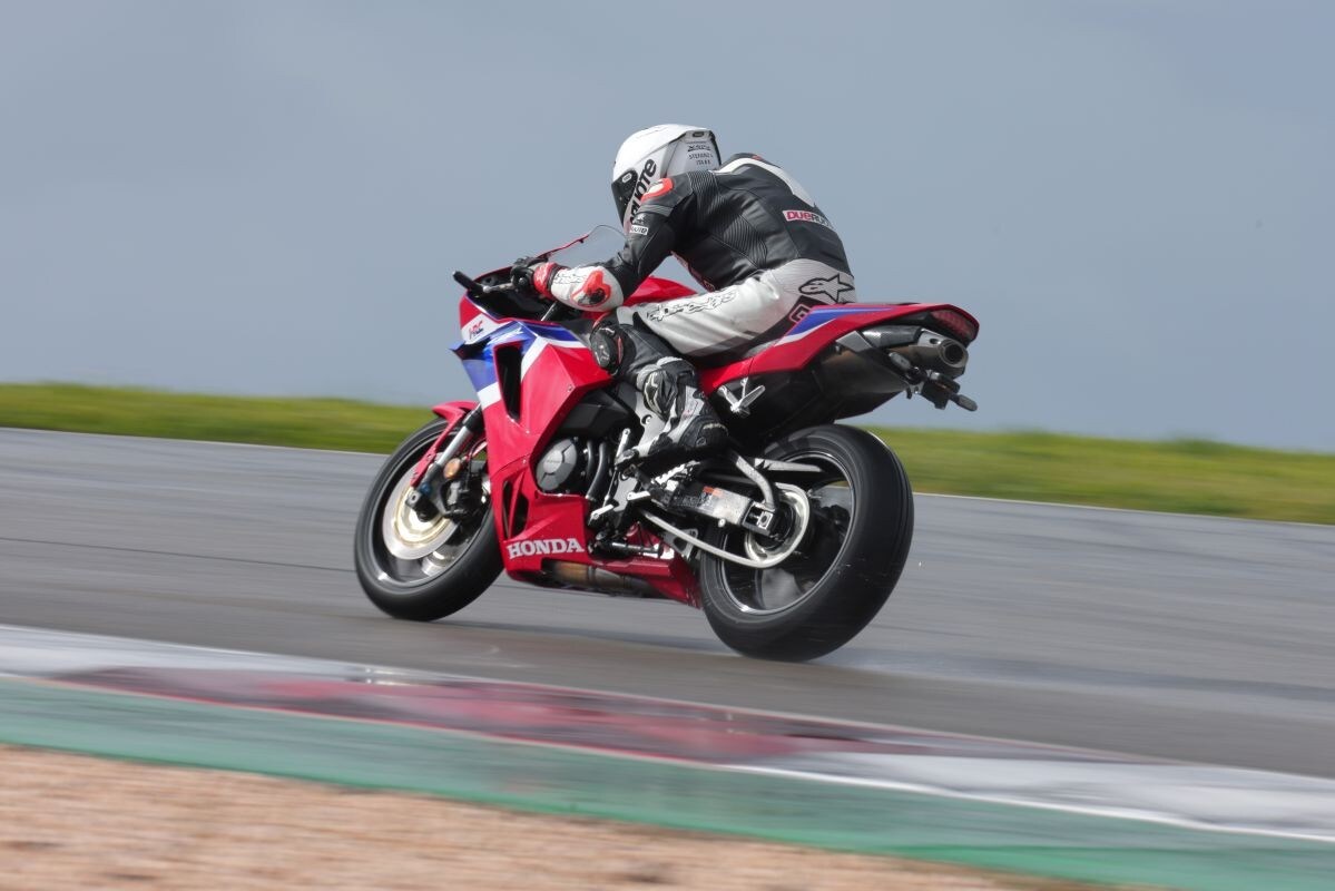 Honda CBR600RR: quanto ci sei mancata! +VIDEO+